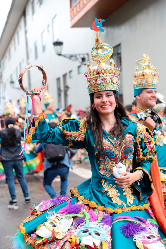 participante del bando del carnaval de cajamarca